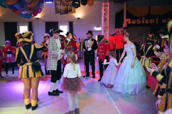 2026-02-14-rkg-kinderfasching-03926d6ee07-f94e-7192-c345-20527278471390855132-1152-331D-2EC3-9B6228839B95.jpg