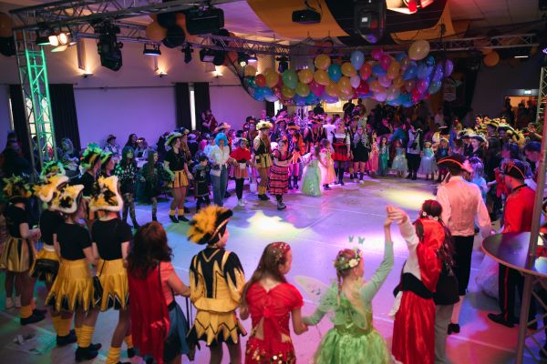 2026-02-14-rkg-kinderfasching-0478974a550-fd88-c83f-894a-4958ae0161f604FE45E2-09B6-80D0-7649-AE35ECA11706.jpg