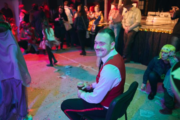 2026-02-14-rkg-kinderfasching-104017a4564-4ee2-4a21-3eda-c19dd3e7ef5b6B76ABA5-73D7-0C45-A97C-AA031D2D5916.jpg