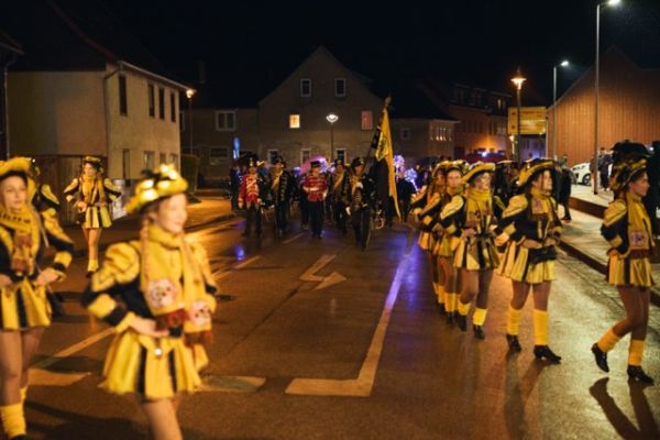 mittel-2025-11-15-rkg-karnevalseroeffnung-lg-062B2D00724-5B5B-56BF-506C-C575629A97DE.jpeg