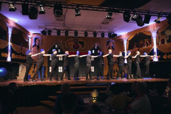 mittel-2026-01-17-rkg-buettenabend-1-3489a960984-f5eb-2a92-3b75-a43fa398d25d8B09FDE4-0200-7F09-987A-D7CECFF530C1.jpeg