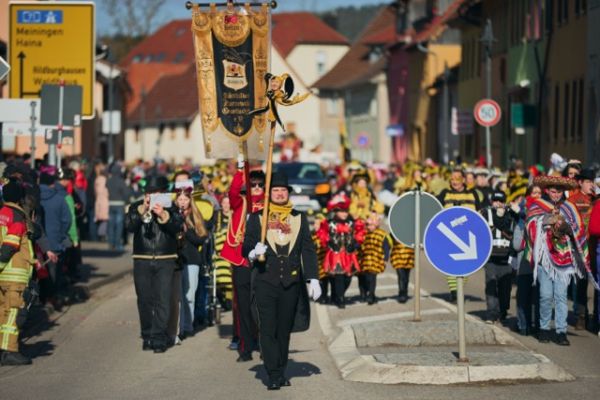 mittel-2026-02-15-rkg-karnevalsumzug-01-0257D74C5A3-5AFF-5691-268E-51432CE8AC3D.jpeg