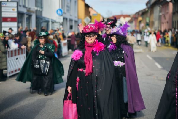 mittel-2026-02-15-rkg-karnevalsumzug-01-09120323c42-e10d-712d-9cf3-3a582a30218cB31454F1-03E6-6122-C2D2-76686C2D1E51.jpeg