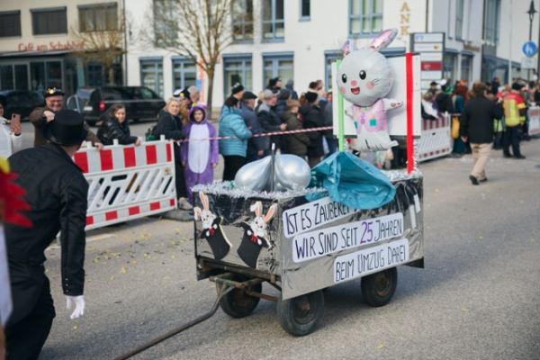 mittel-2026-02-15-rkg-karnevalsumzug-01-1452462E05F-2C42-FF44-512E-622B10A2DD94.jpeg